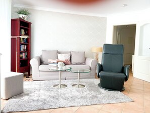 Tv, dvd-afspiller, stereoanlæg