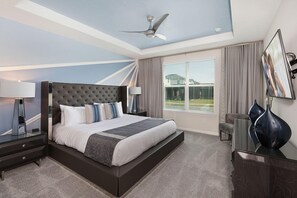 Casa, várias camas (SR024V: 8 Bed, Frozen, Incredibles, P) | 8 quartos