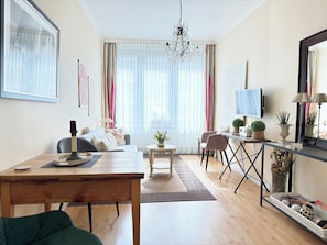 Fernseher, Stereoanlage