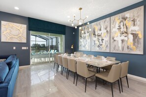 House, Multiple Beds (ST009V: 10 Bed, Toy Room, Basketball) | Private kitchen