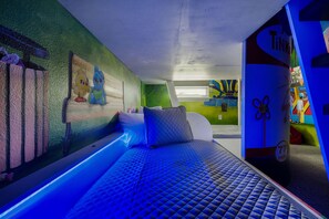 House, Multiple Beds (SR011V: 9 Bed, Toy Story, Marvel- Ave) | 9 bedrooms - Sr011v: 9 Bed, Toy Story, Marvel- Avengers, Pool (Kissimmee)