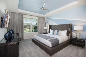 House, Multiple Beds (SR011V: 9 Bed, Toy Story, Marvel- Ave) | 9 bedrooms