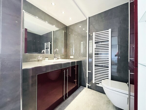 Een douche, een haardroger