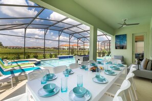 House, Multiple Beds (ST008V: 10 Bed, Pandora, Mickey Mouse) | Balcony