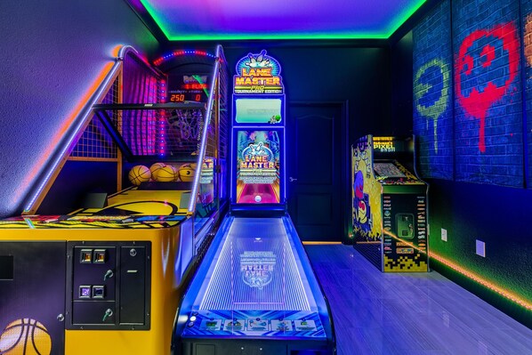 Ferienhaus, Mehrere Betten (ST013V: 10 Bed, Princesses, Harry Pot) | Spielezimmer