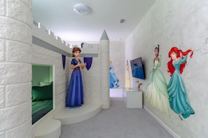 Ferienhaus, Mehrere Betten (ST013V: 10 Bed, Princesses, Harry Pot) | Kinderbereich
