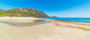 Am Strand, Liegestühle