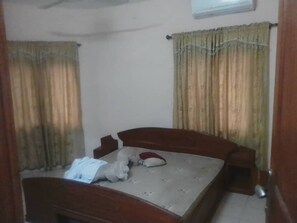 Căn hộ, 2 phòng ngủ | 2 phòng ngủ, màn/rèm cản sáng, bàn ủi/dụng cụ ủi quần áo 