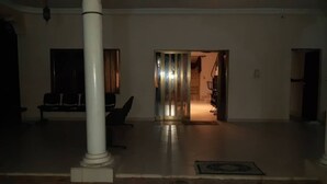 Unclassified image, 4 of 10, button - Résidences ifè - Appart 3 chambres (Cotonou)
