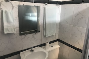 Shower, towels