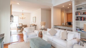 Unclassified image, 4 of 53, button - Southern Charm, Upscale Home - 19 Egret (Hilton Head Island)