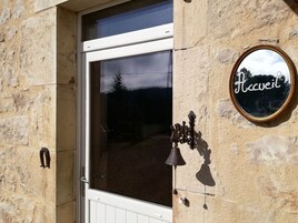 Entrada al alojamiento