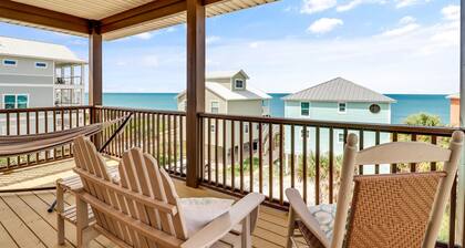 North Cape, beautiful ocean view, private pool, hot tub, fire pit, 4th of July!