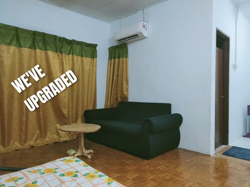 N.A Homestay (free Wifi)