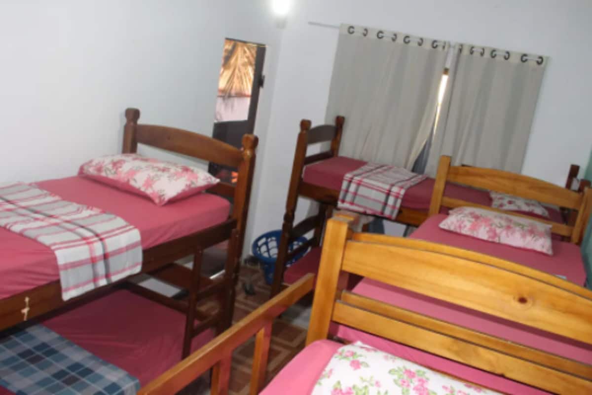 Standard Shared Dormitory | WiFi (free), individually decorated, bed sheets