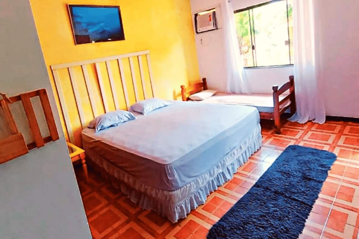 Superior Suite | WiFi (free), individually decorated, bed sheets