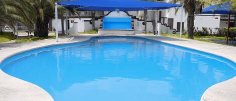 Piscine extérieure