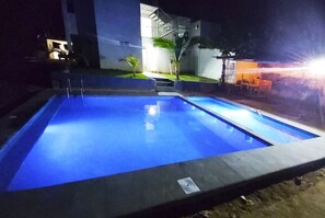 Outdoor pool - Hotel Las Palmas (Caleta de Campos)