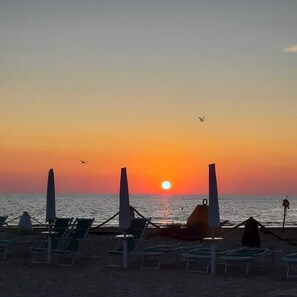On the beach - Roman Tavern Studio Apartment (Anzio)