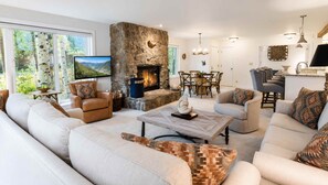 TV, fireplace, DVD player, ping pong - Villas at Snowmass Club - 1101 - Snowmass Club Access! (Snowmass Village)