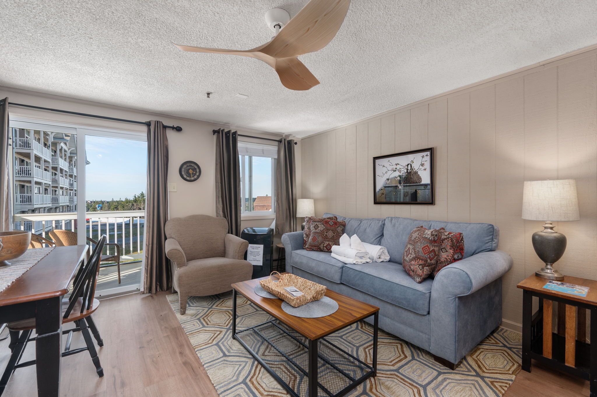 ML210|1BR,Ski In/Out,Ballhooter View