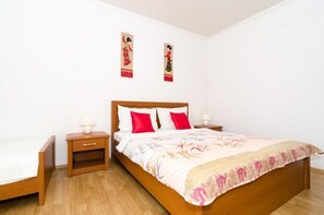 2 dormitorios, Internet, ropa de cama