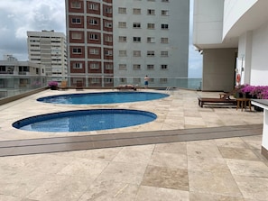 Piscine extérieure