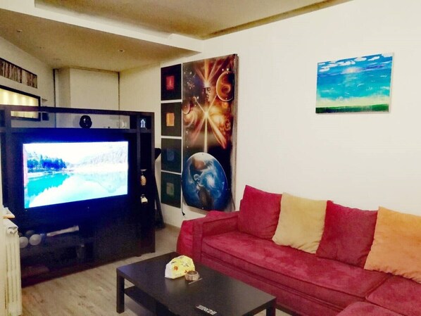 TV