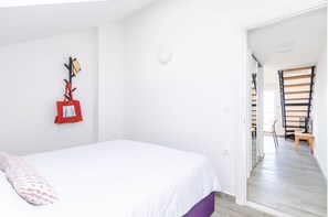 2 bedrooms, WiFi, bed sheets - Apartments Villa Lukas - ''No.9'' Gallery Two Bedroom Apartment with Balcony and Sea View (Cavtat)
