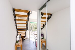 Interior - Villa Lukas - ''No.11'' Gallery Studio Apartment with Balcony and Sea View (Cavtat)