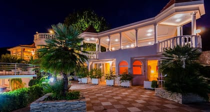 Pansion Villa Antonio - Standard Triple Room 12