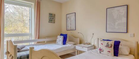 5 Schlafzimmer, kostenloses WLAN, Bettwäsche
