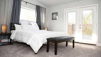 4 bedrooms, iron/ironing board, travel cot, WiFi