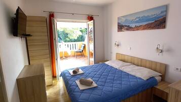 1 bedroom, internet, bed sheets