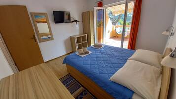 1 bedroom, WiFi, bed sheets