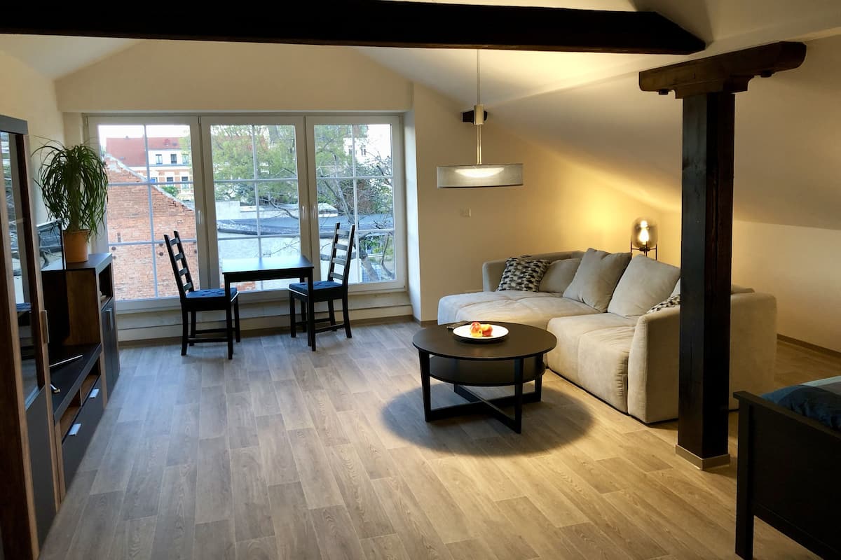 Apartamento Deluxe, baño compartido | 1 dormitorio