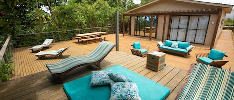 Standard Triple Room | Terrace/patio