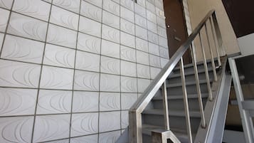 Pintu masuk properti