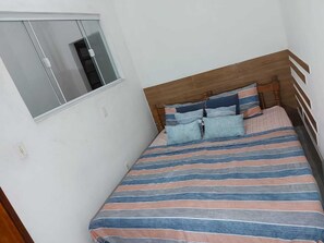 2 chambres, bureau, fer et planche à repasser, Wi-Fi gratuit