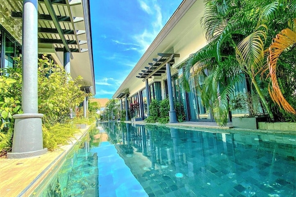 1 Bedrooms, Pool Access | Piscina particular