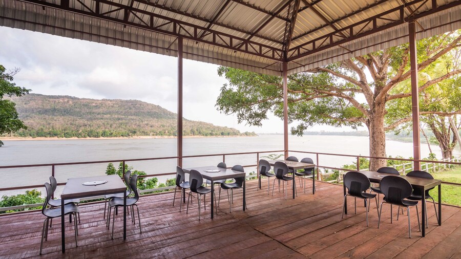 Pakse Golf Resort