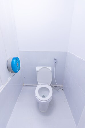 淋浴设施、毛巾