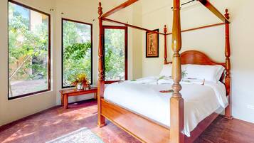 3 bedrooms, internet, bed sheets