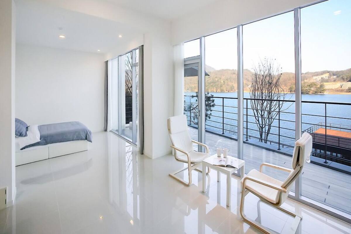 Room (101(1F,Open air SPA))