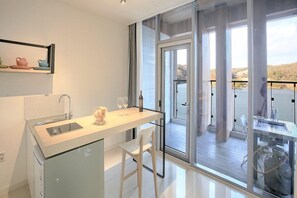 Room (402(4F,for 2person SPA)) - White Cube 24 (Gapyeong)