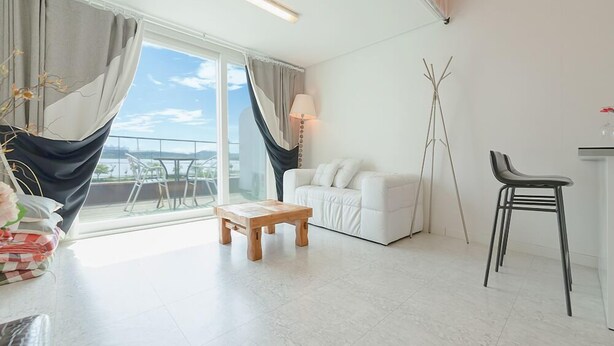 Room (Agape) - Daol Pension (Gangneung)