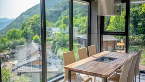 Ảnh chưa phân loại, 4 trong số 23 ảnh, nút