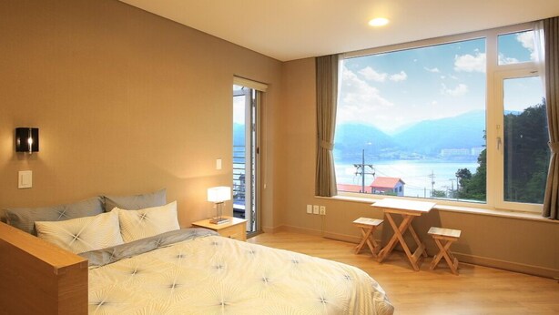 Room (poby-2F) - Koi Pension (Gapyeong)