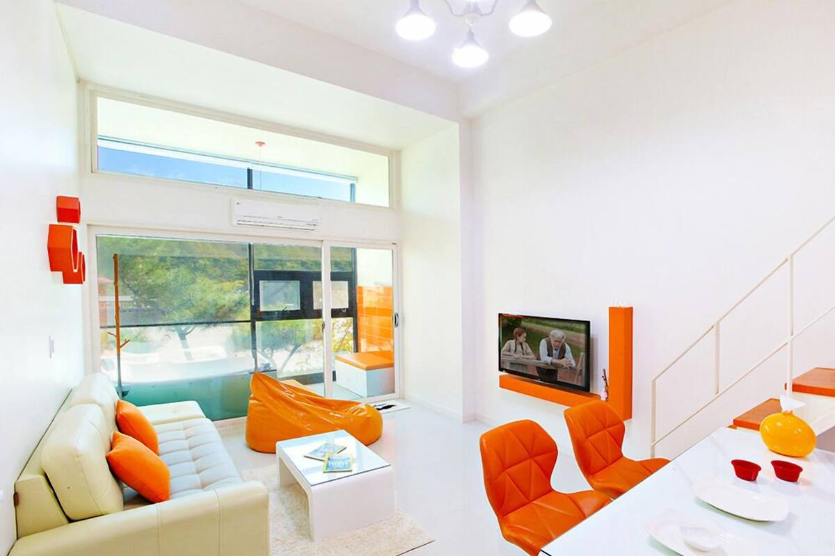 Room (Orange(1F,SPA))