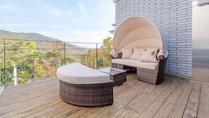 Room (K004) | Balcony - Be-classy Ulsan Deukhyeon Branch (Ulsan)